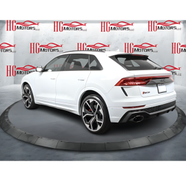 2024 Audi RS Q8 4.0T