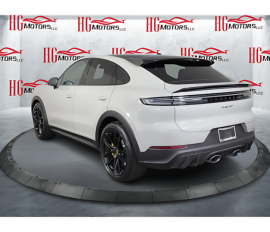 2024 Porsche Cayenne Turbo