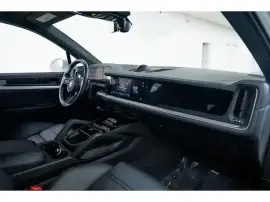2024 Porsche Cayenne Turbo